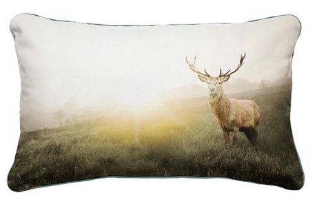 Essenza kussen hugo hert, deco, design, heide, geel, mint,35 x 60 cm. theo bot slapen